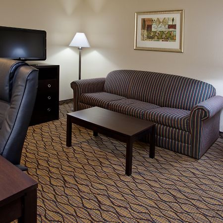 Holiday Inn Express & Suites Columbus East - Reynoldsburg By Ihg Номер фото